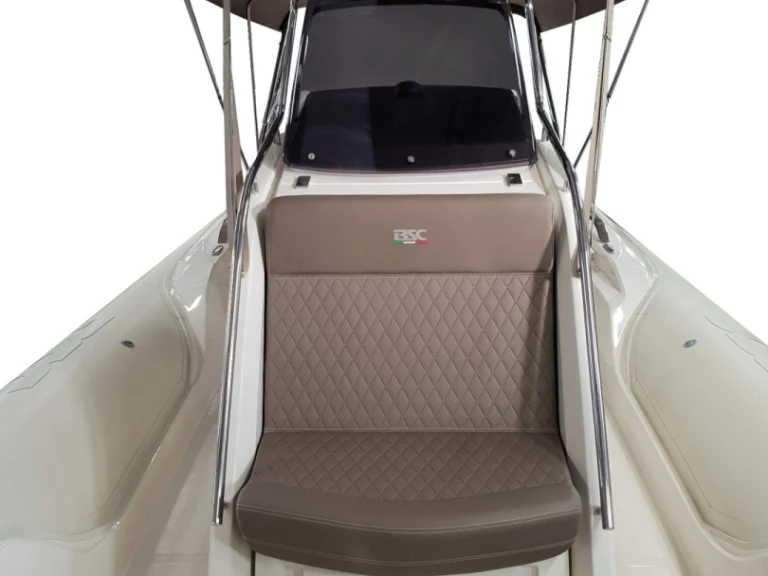 Yacht charter Cogolin cheap Activ 605 Sundeck
