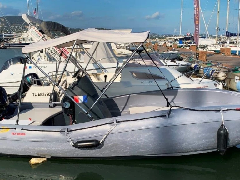 Fun Yak SECU 15 charter bareboat or captained in  Cogolin