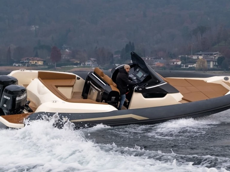 Bareboat Rental RIB Bsc with a boat licence