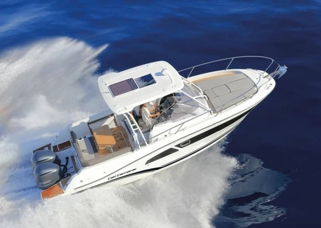 Bareboat Rental Motorboat Jeanneau with a boat licence
