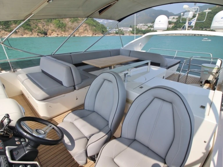 Princess Princess 64 in Beaulieu-sur-Mer on SamBoat