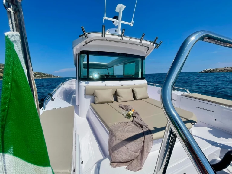 Yacht charter Saint-Jean-Cap-Ferrat cheap 37XC