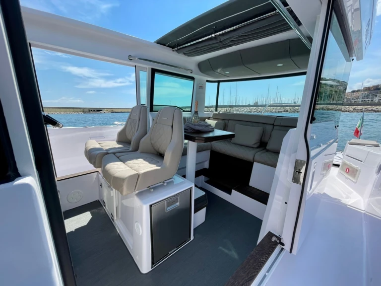 Boat rental Axopar 37XC in Saint-Jean-Cap-Ferrat on Samboat