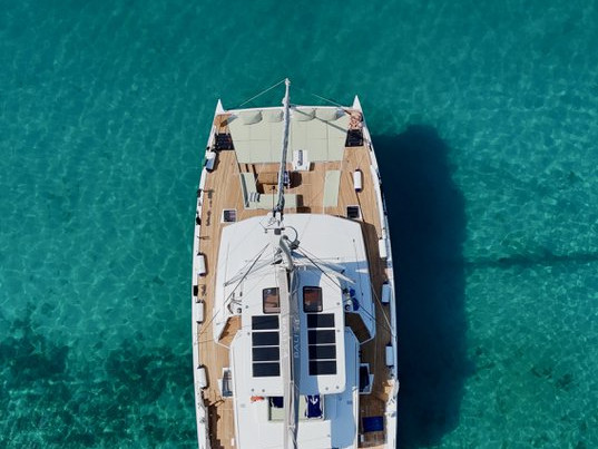 Yacht charter Saint Martin cheap Bali 5.4