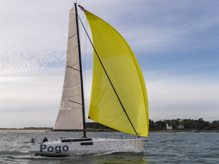 Rent a Pogo Structures Pogo 44 Palma de Mallorca