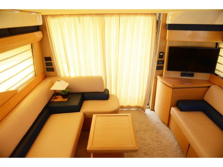 Yacht charter Gouvia cheap Azimut 43 Fly