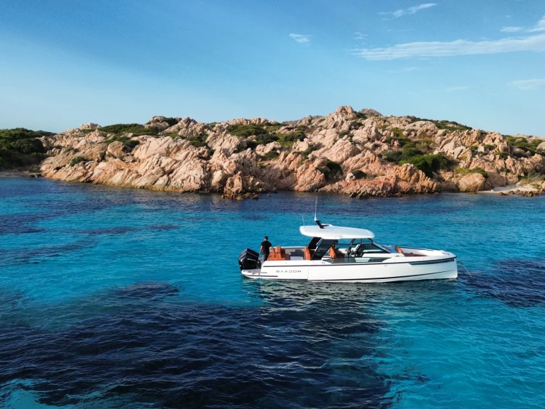 Motorboat for rent Porto Rotondo at the best price