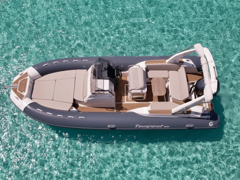 Capelli Tempest 800 in Marina Botafoch on SamBoat