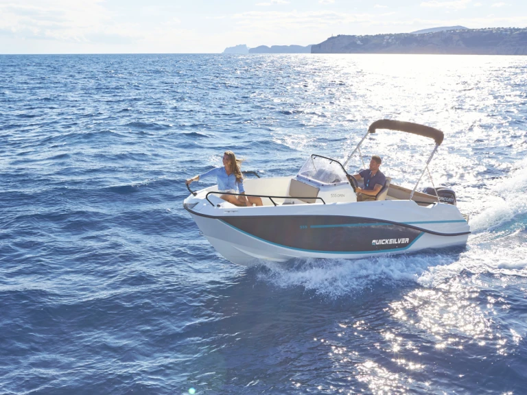 Motorboat rental with or without captain Quicksilver Trébeurden