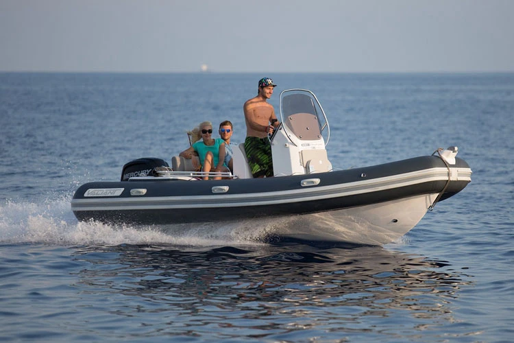 RIB for rent Trégastel at the best price