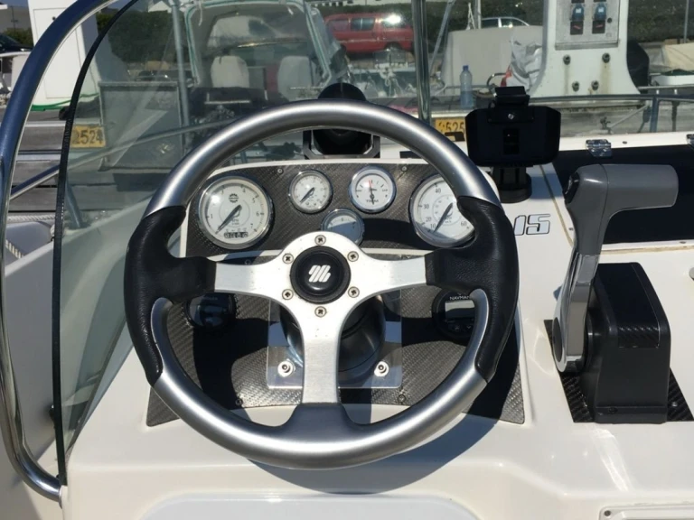 Motorboat rental in Mandelieu-la-Napoule - Ocqueteau Olympio 630