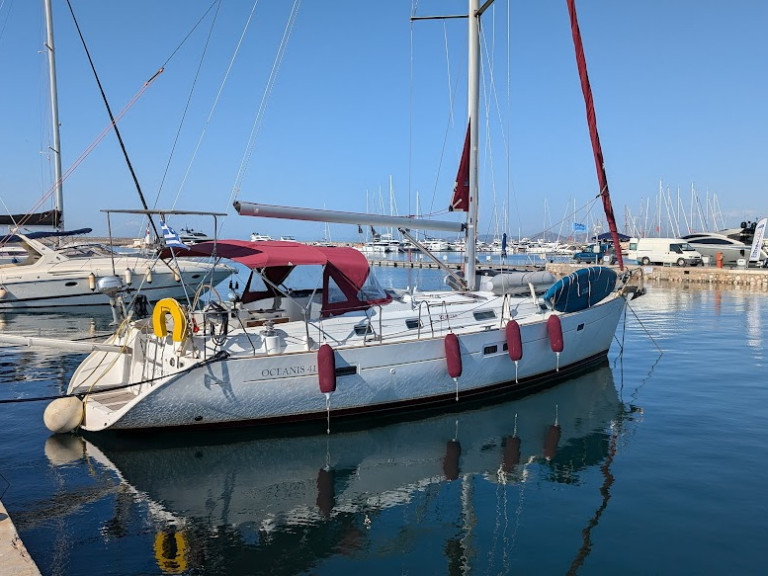Yacht charter Alimos cheap Oceanis 411 Clipper