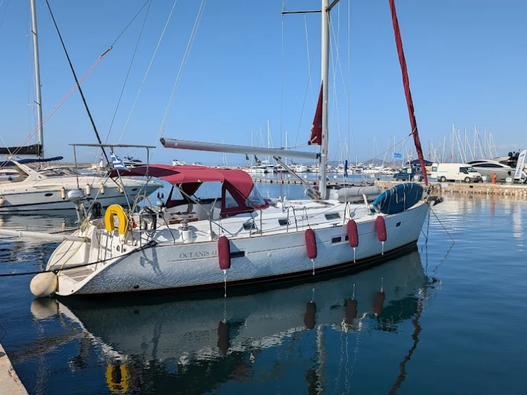 Yacht charter Alimos cheap Oceanis 411 Clipper