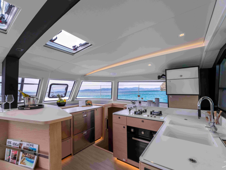 Nautitech Nautitech 44 Open in Primošten on SamBoat