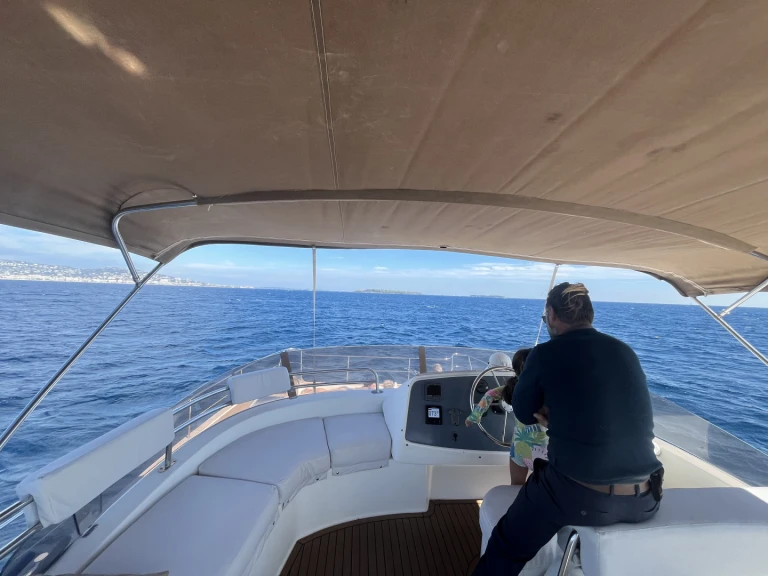 Bareboat Rental Catamaran Fountaine Pajot with a boat licence