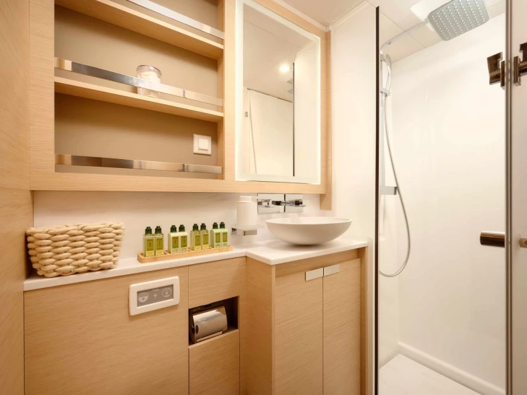 Catamaran rental with or without captain Fountaine Pajot Trogir