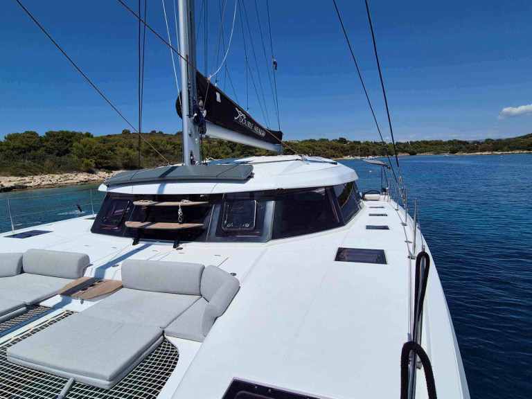 Rent a Nautitech Nautitech 44 Open Primošten