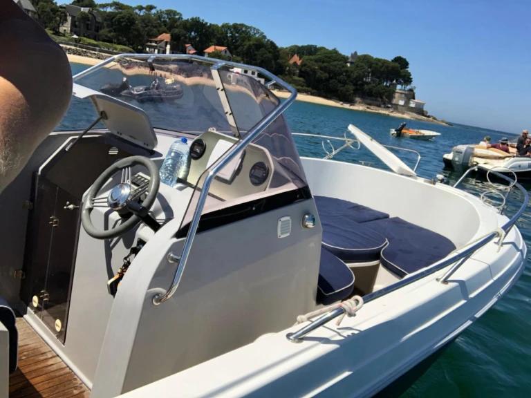 Rent a Pacific Craft Pacific Craft 670 Open Trendy North Shor Noirmoutier-en-l'Île