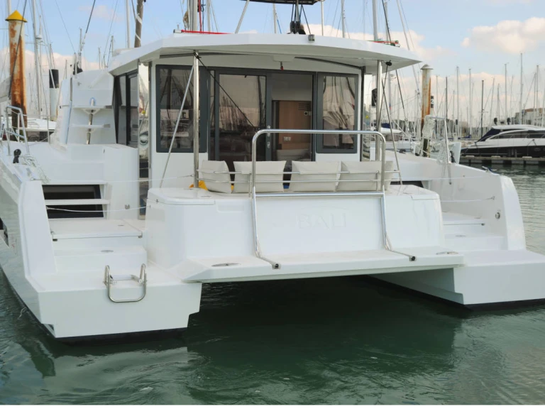 Catamaran rental with or without captain Bali Villeneuve-Loubet