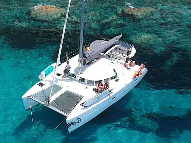 Boat rental Lagoon Lagoon 380 S2 in Marsala on Samboat