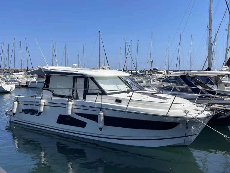 Motorboat rental in Oletta - Jeanneau Merry Fisher 1095