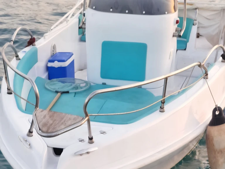 Motorboat for rent Taormina at the best price