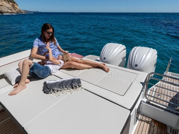 Rent a Jeanneau Cap Camarat 9.0 WA Port de Hyères (St Pierre)