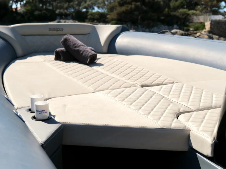 Salpa Salpa Soleil 24,5 in Juan-les-Pins on SamBoat