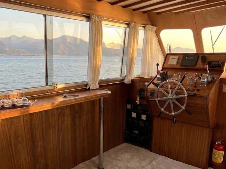 Alalunga 15 fly in La Spezia on SamBoat