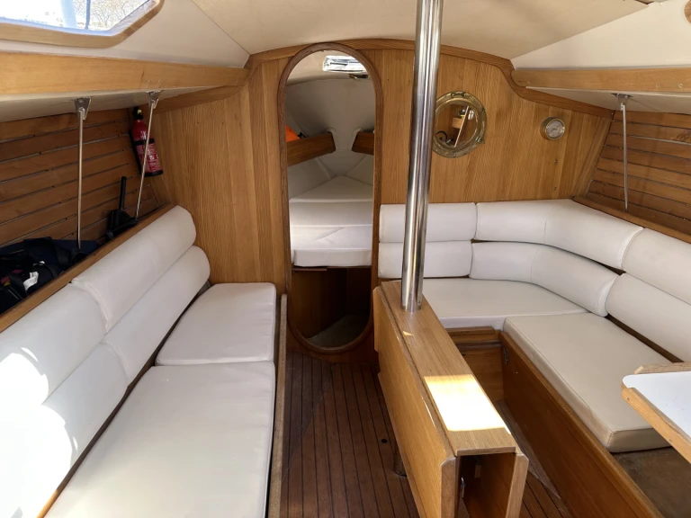 Sailboat rental in La Grande-Motte - Kirie Feeling 920