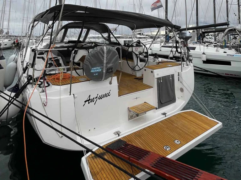 Bavaria Bavaria C46 Ocean - 4 cab. charter bareboat or captained in  Biograd na Moru