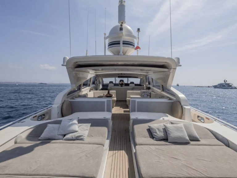 Luxury Yacht rental in Port Grimaud -  Arno Leopard 27 (3 cab)