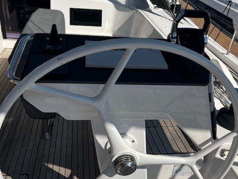 Sailboat rental with or without captain Bavaria Marseille