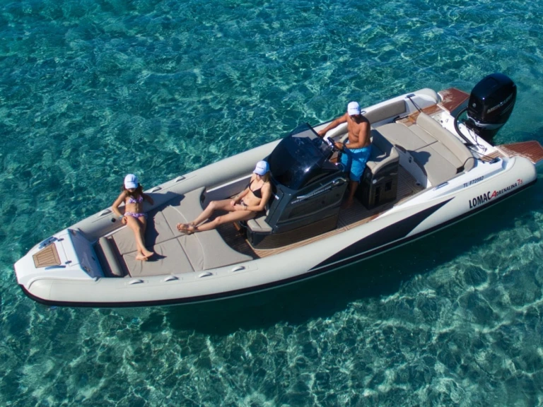 Yacht charter Hyères cheap Adrenalina 7.5