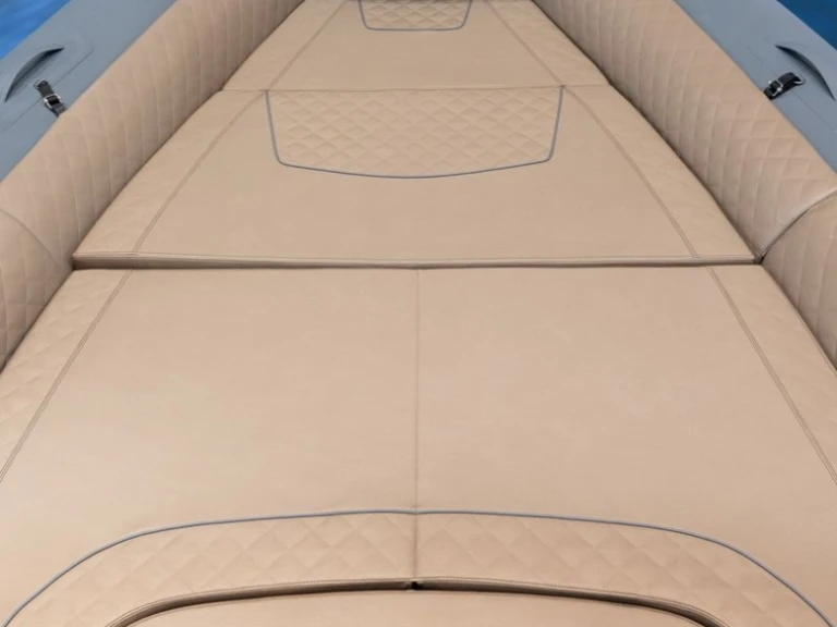 RIB for rent Ajaccio at the best price