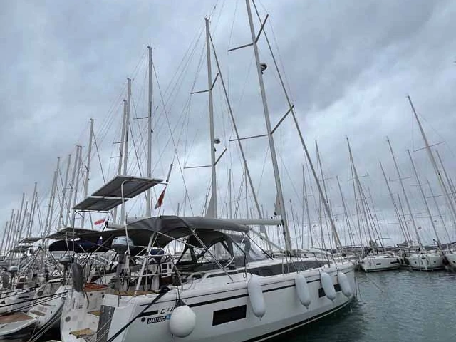 Boat rental Bavaria Bavaria C46 Ocean - 4 cab. in Biograd na Moru on Samboat