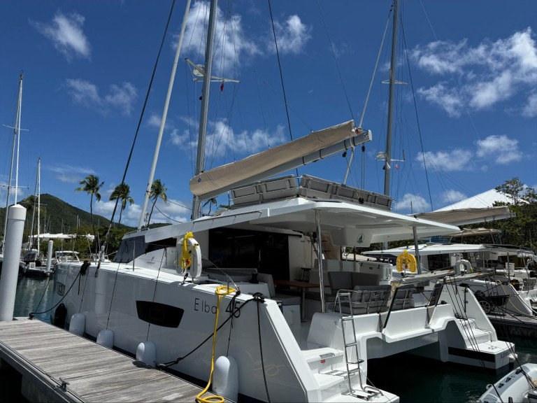 Catamaran rental in Road Town - Fountaine Pajot Elba 45