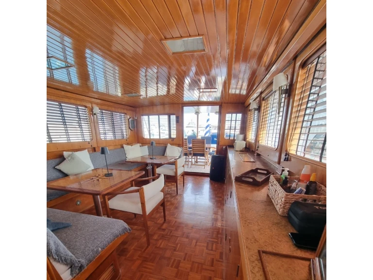 Yacht charter Alimos cheap Grand Banks 72