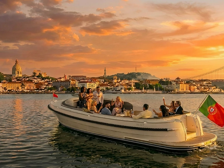 Bareboat Rental Motorboat Maril with a boat licence