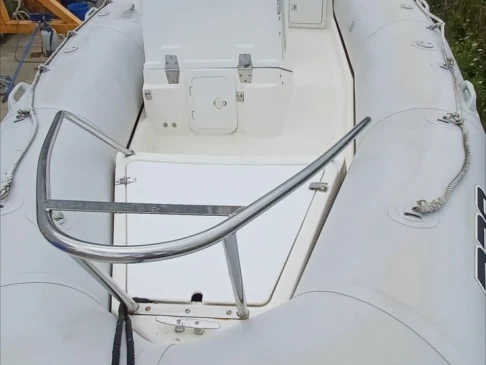 Yacht charter Larmor-Baden cheap Medline 550
