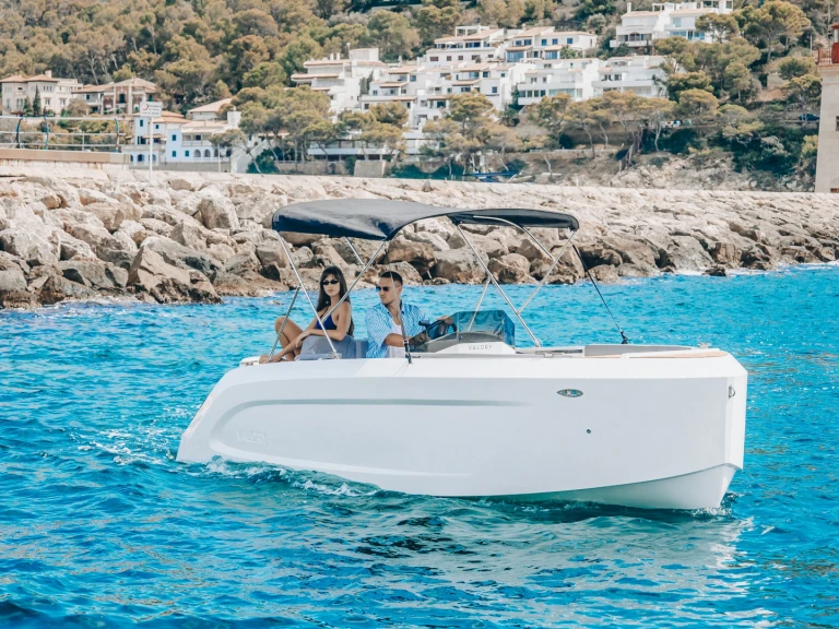 Motorboat rental in Palma de Mallorca - Valory V570 Premium