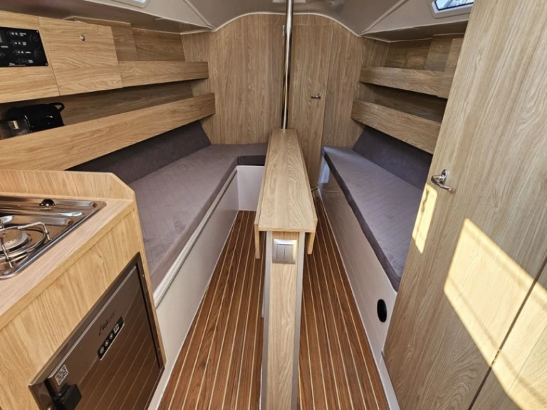 Sailboat for rent Szczecin at the best price