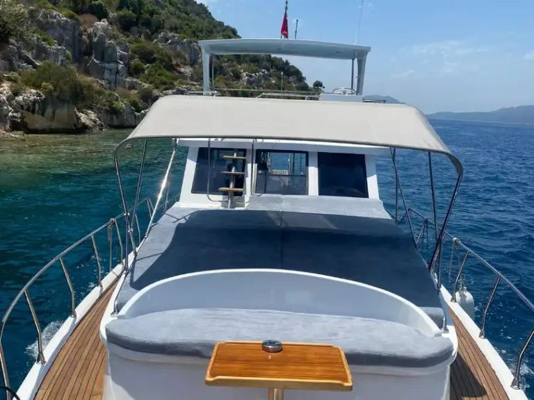 Sailboat for rent Antalya (City) at the best price