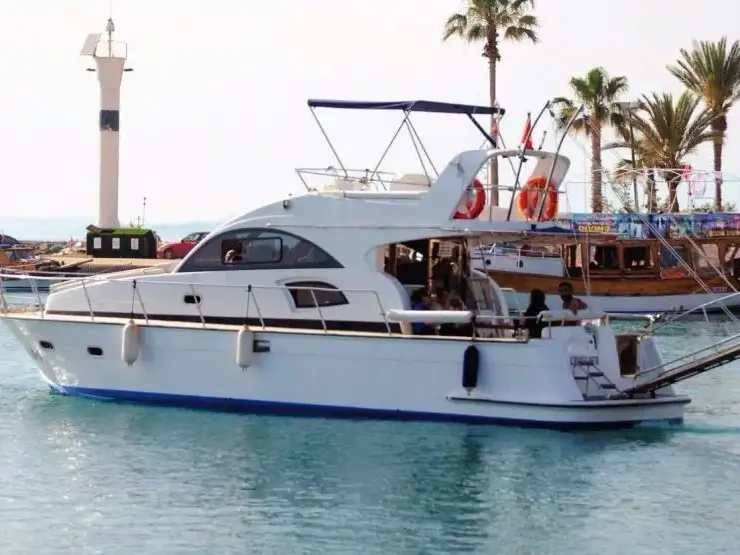 Custom Made charter bareboat or captained in  Side