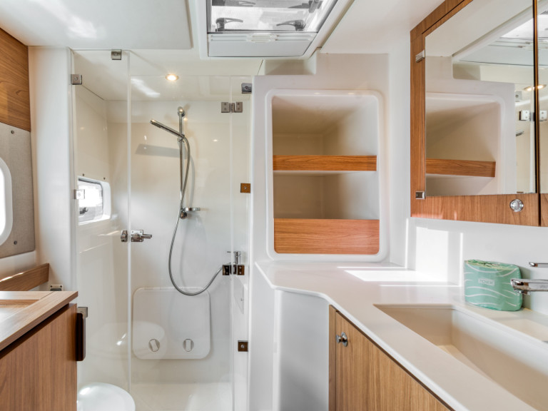 Boat rental Bali Bali 4.0 in Tortola on Samboat