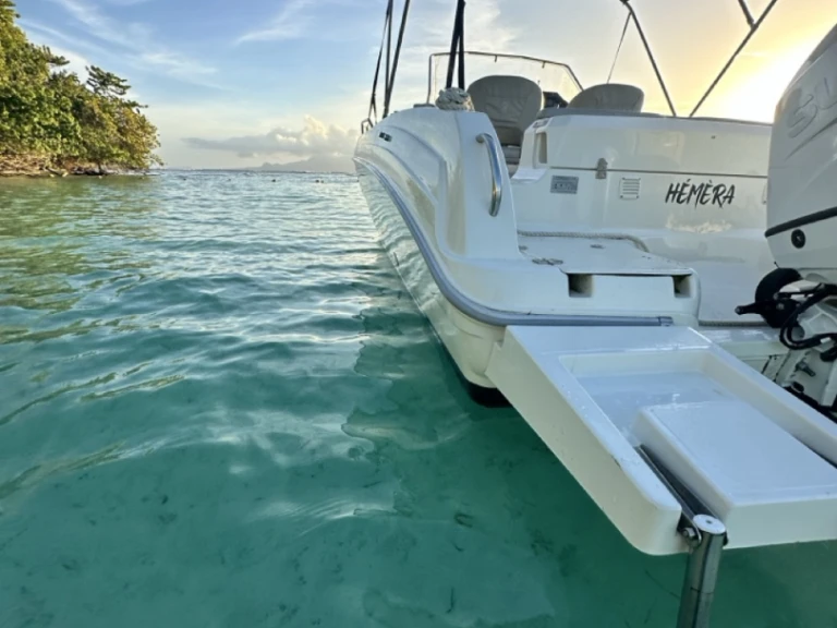 Yacht charter Le Gosier cheap Pacific Craft 670 Open