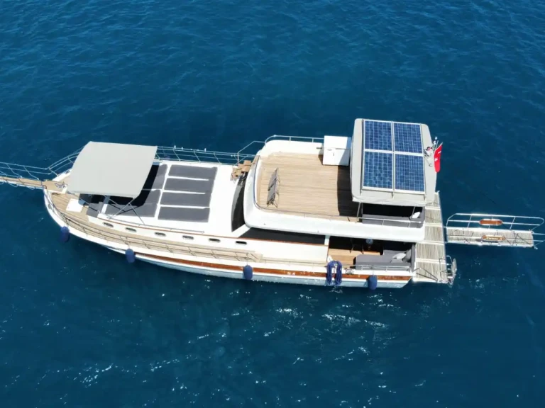 Bareboat Rental Sailboat Custom with a boat licence