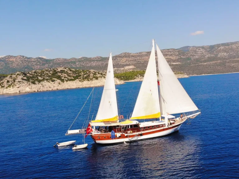 Sailboat for rent Fethiye at the best price