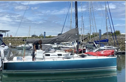 Bareboat Rental Sailboat Pogo Structures with a boat licence