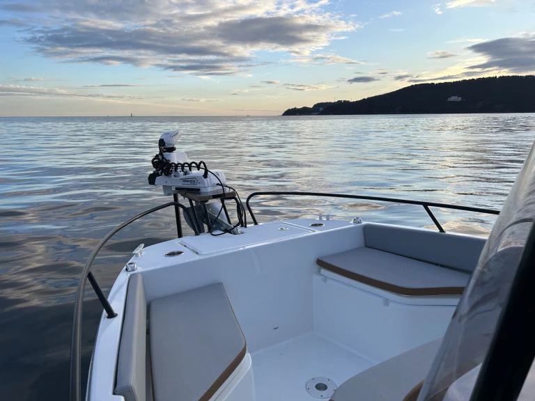 Yacht charter Toulon cheap Flyer 7 SPACEdeck